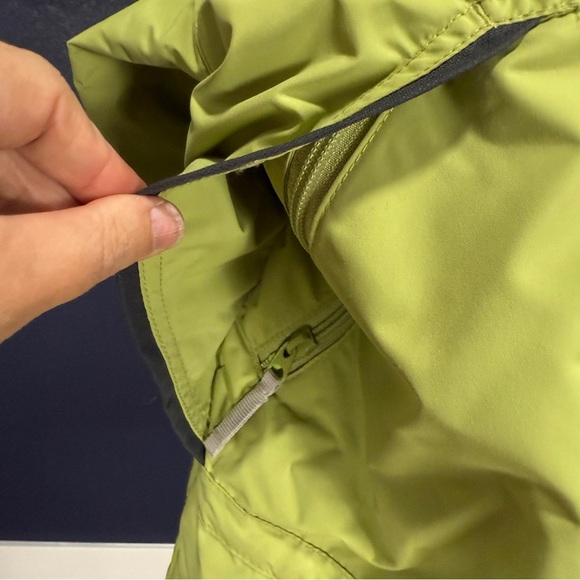 Columbia Women's Spring Green and Gray Interchange Ski Jacket (Shell Only) 3X - Picture 3 of 13